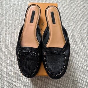 Unisa Black Leather Mules